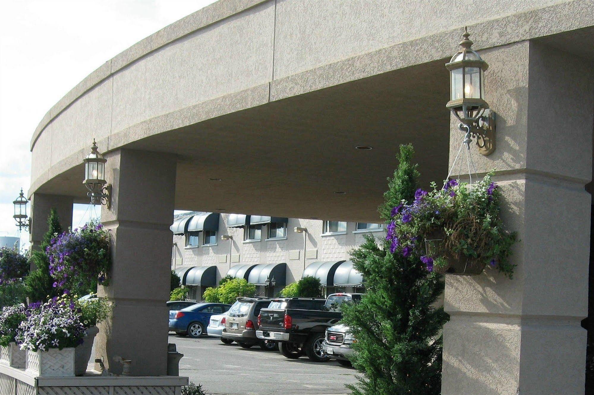 Ambassador Hotel Sudbury Buitenkant foto